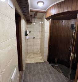 Спортивно-оздоровительный комплекс «Арена» відгуки, лазня/сауна Харьков Шевченковский район ул. Ахсарова, 15-б, фото, адреса з картою проїзду.